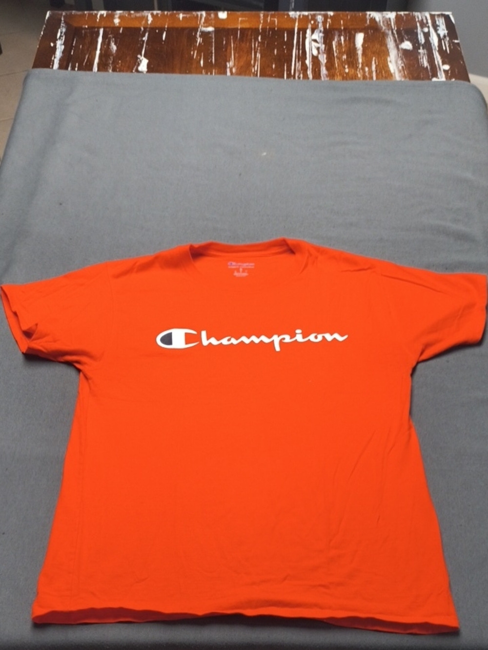 Champion Bright Orange Logo Crew Tee Size Medium